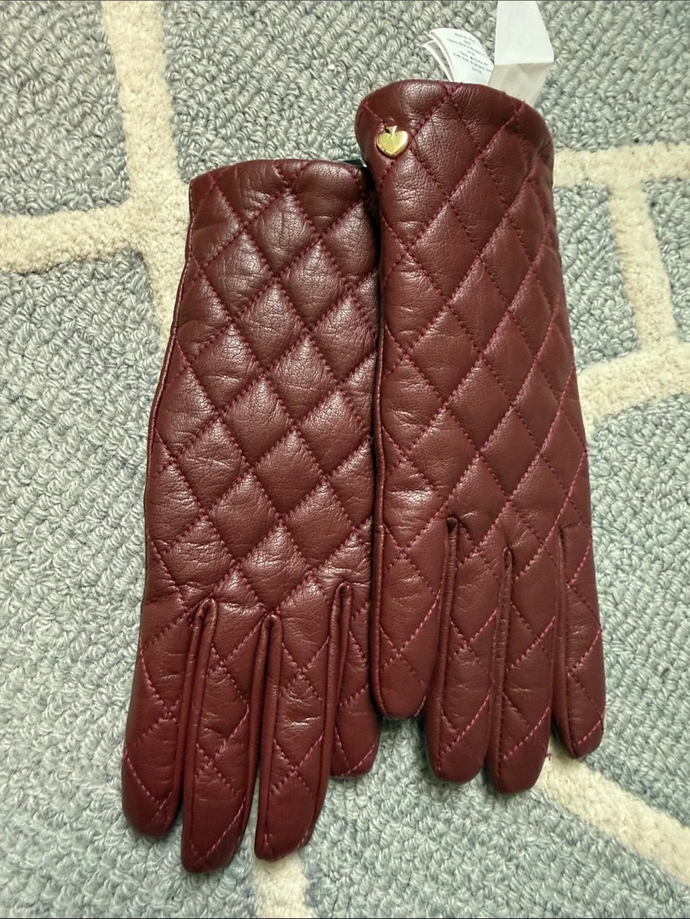 Kate Spade Burgundy Quilted Goat Leather Gloves Heart Charm Medium